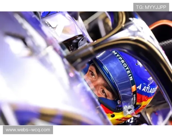 塞恩斯代表威廉姆斯车队重返Q3,父亲现场见证倍感自豪 塞恩斯代表威廉姆斯车队重返Q3,父亲现场见证倍感自豪